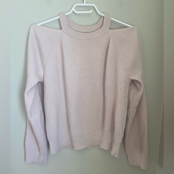 J Brand Mackenzie 100% Cashmere Cold-Shoulder Sweater Size Medium Pink - Picture 2 of 10